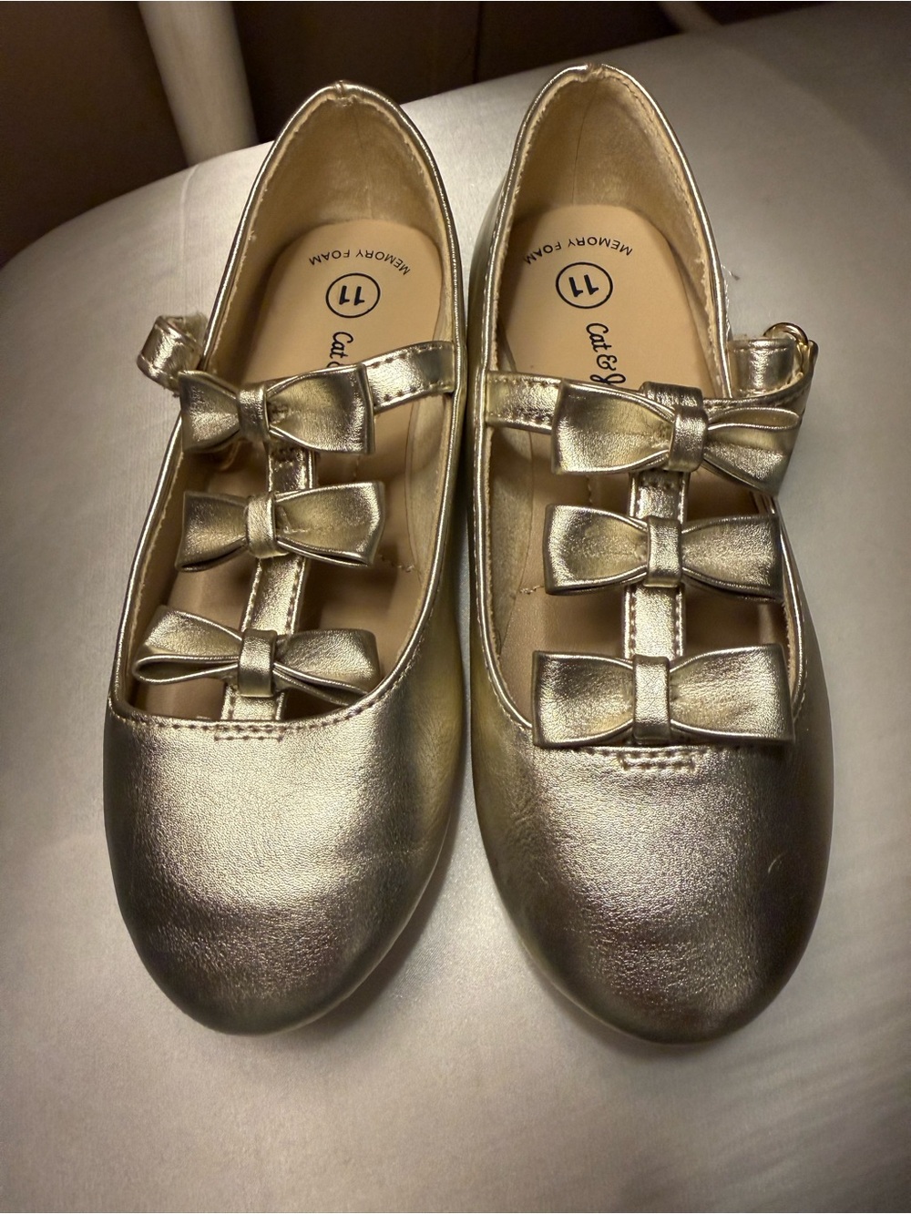 Cat & Jack Girls Metallic Gold Triple-Bow Mary Jane Flats